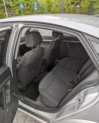 Opel Vectra cena 14000 przebieg: 225000, rok produkcji 2008 z Katowice małe 46